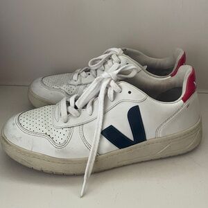 Veja V-10 Low-Top Women's shoes blue white and red EUR 38 / US 7